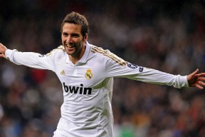 开云体育官网-约基奇，当关键先生撕下数据刷子的标签