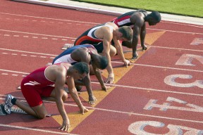 开云平台-赛道上的棋手，托尼如何以攻防转换核心主宰F1年度争冠之夜