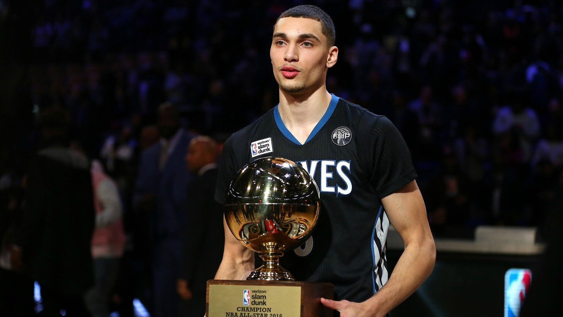 哈利伯顿的魔术时刻，当NBA末节艺术点燃欧冠淘汰赛之夜