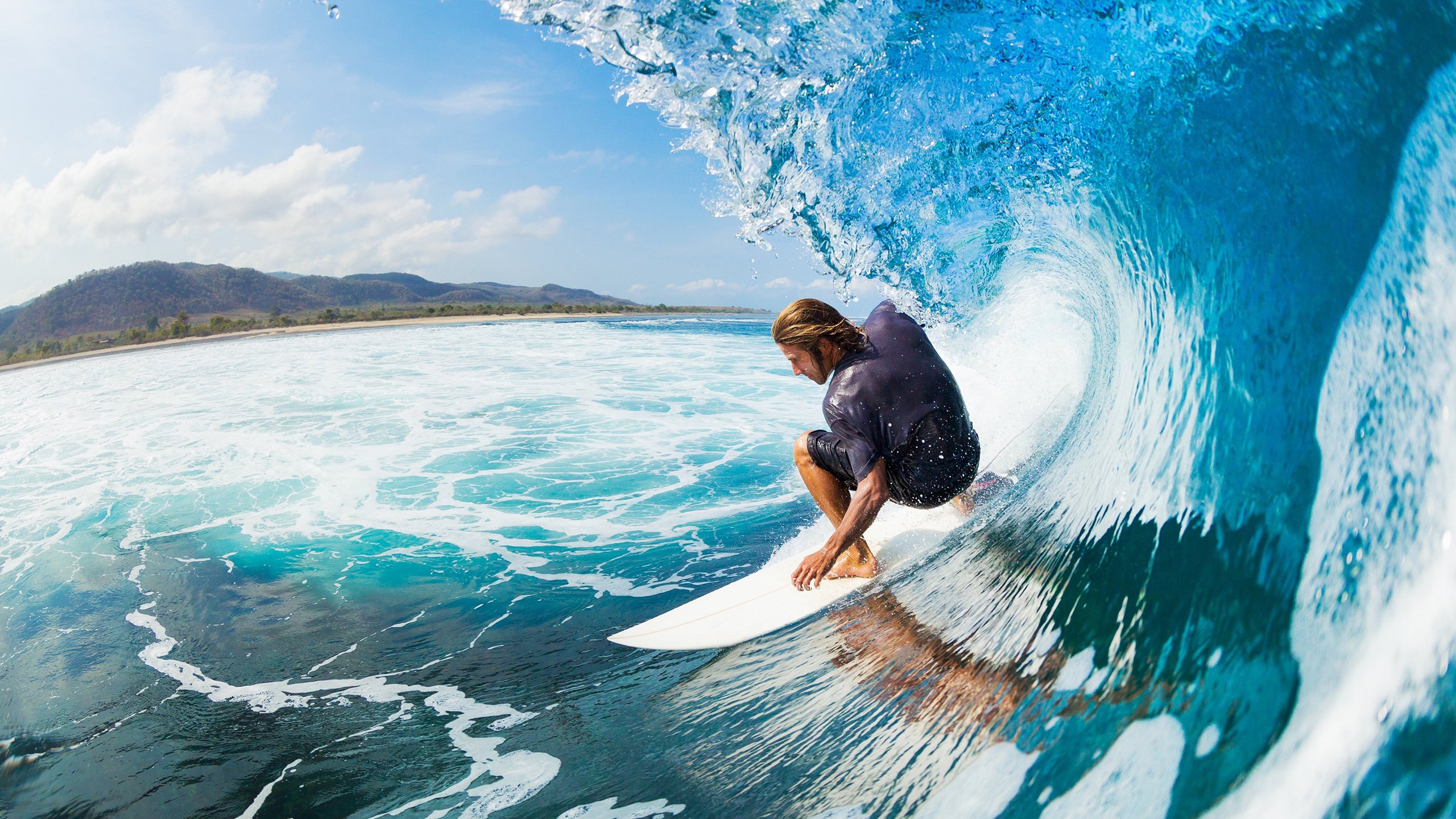 巴尔韦德爆发,贝蒂斯掀翻卡塔尔,足球如何成为全球化的反叙事?